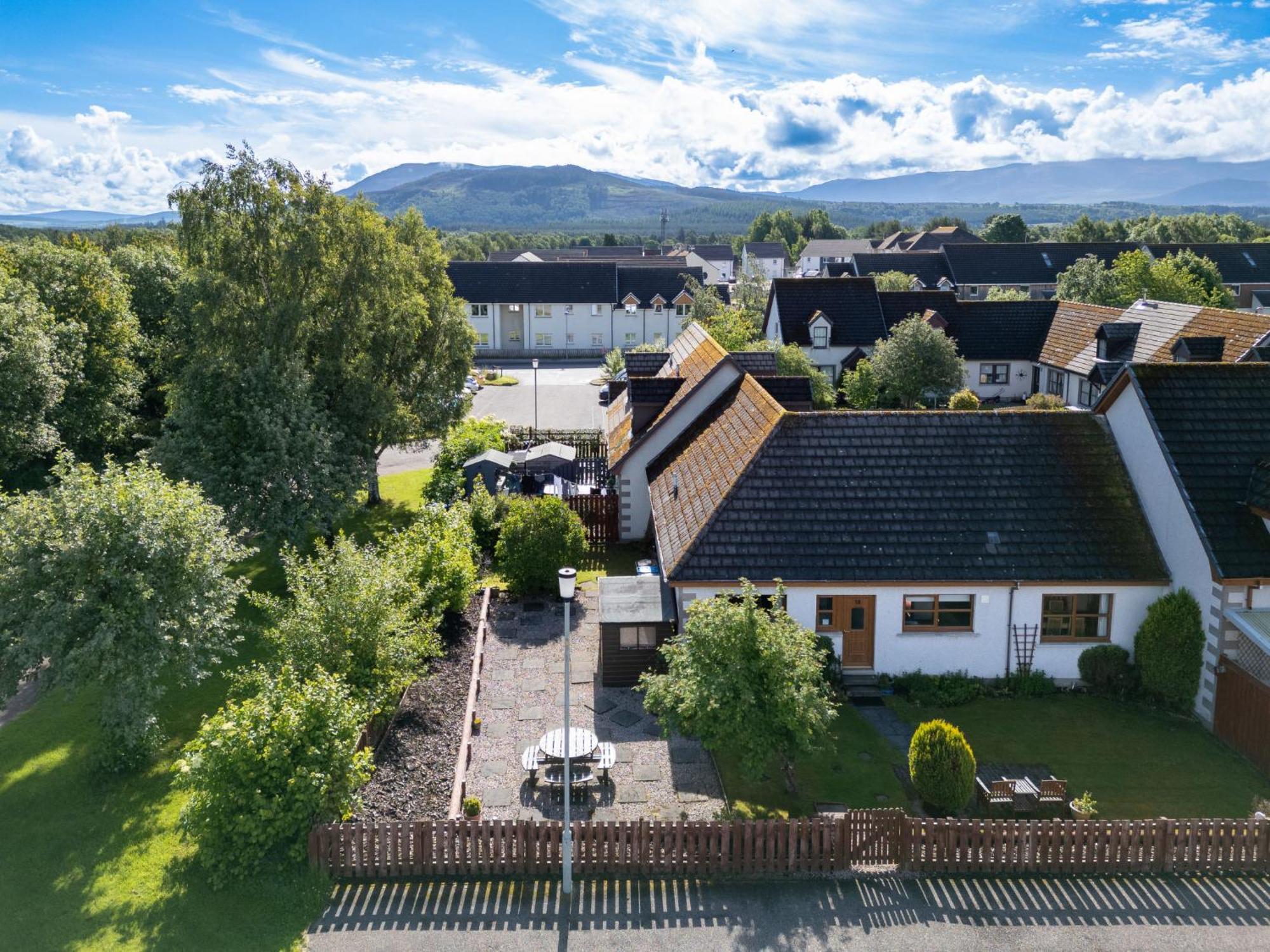 Holiday Home Braeriach By Interhome アビーモア エクステリア 写真