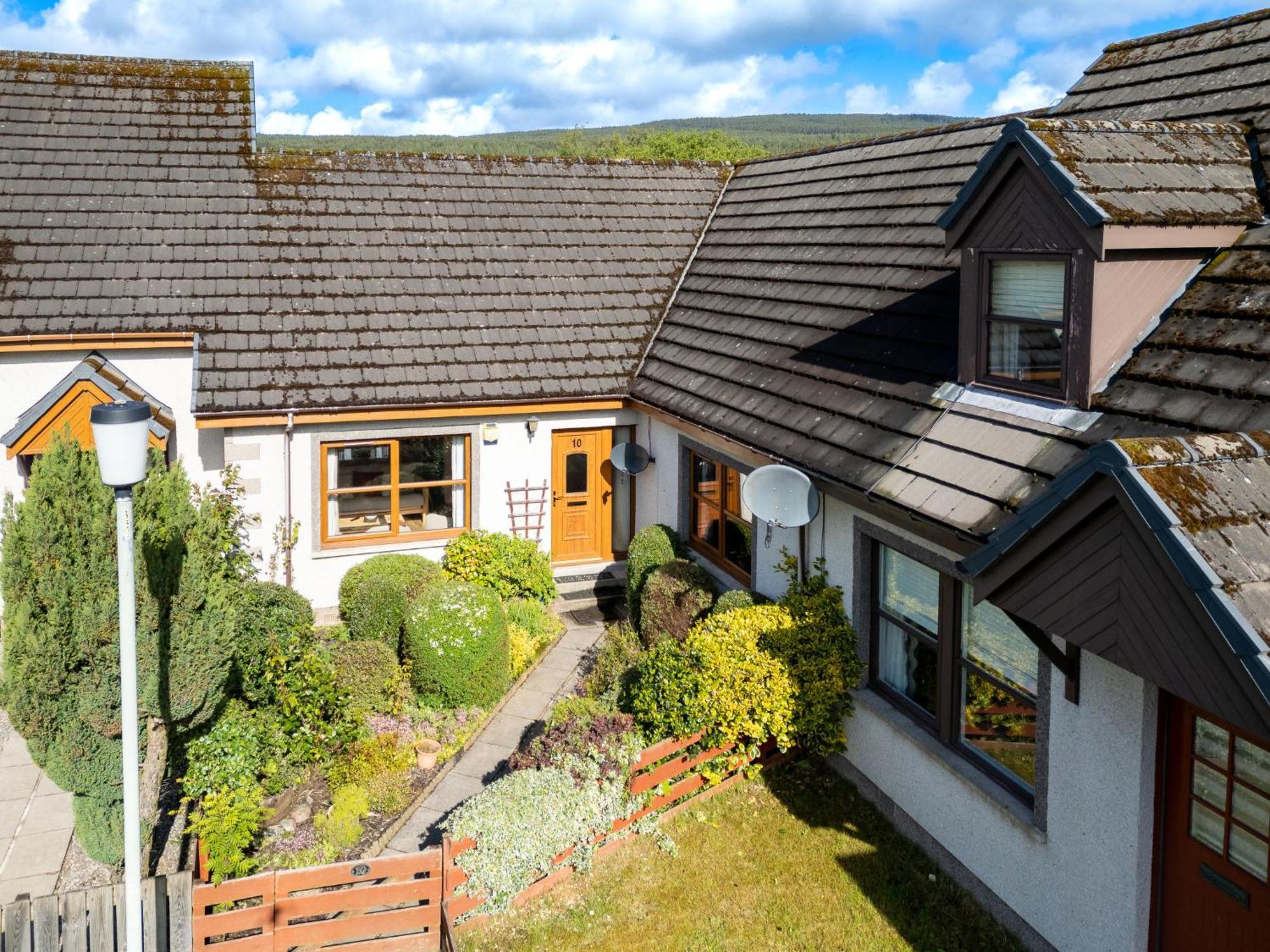 Holiday Home Braeriach By Interhome アビーモア エクステリア 写真